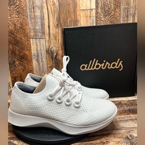 NEW Allbirds Tree Dashers Triple White Women’s Sneakers